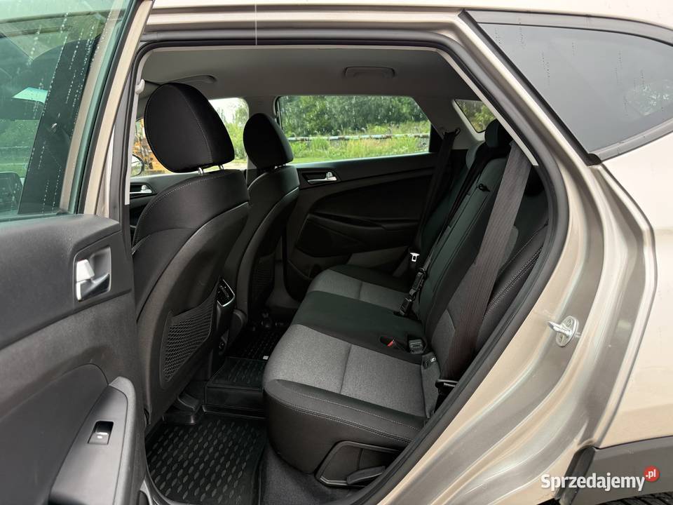 Hyundai Tucson 16 BENZYNA Klimatronik Nawigacja Konin