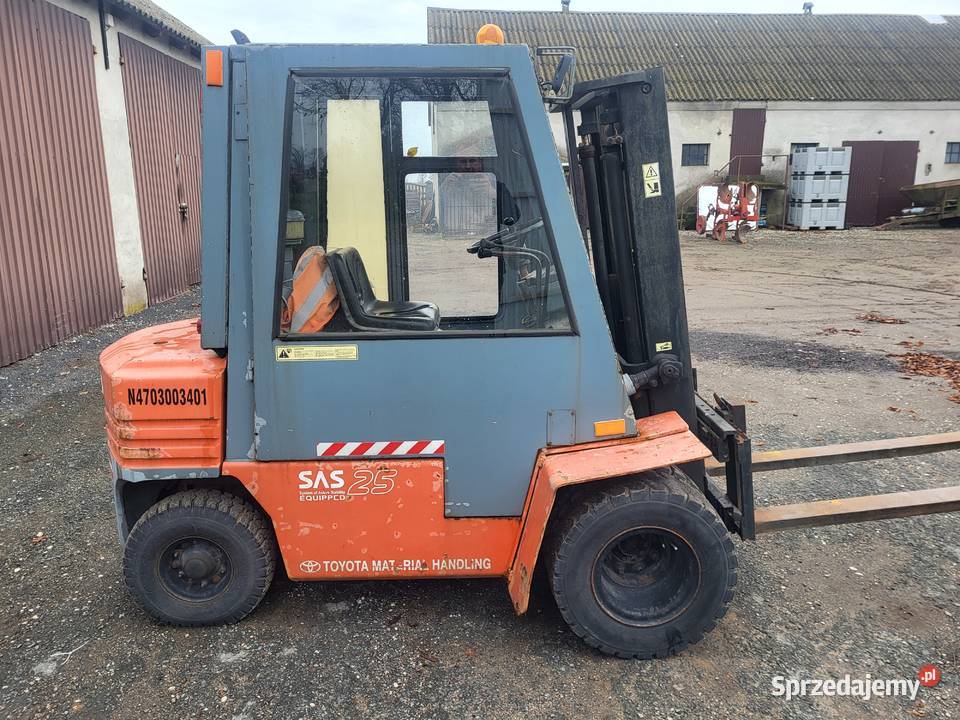 Wózek widłowy Toyota 5FG 25 udźwig 25t przesuw Osięciny