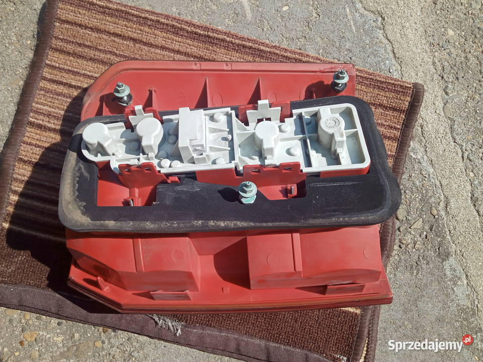 Audi A2 Lampa tylna lewa Lewy tył Seima Lampy tylne podkarpackie Dębica