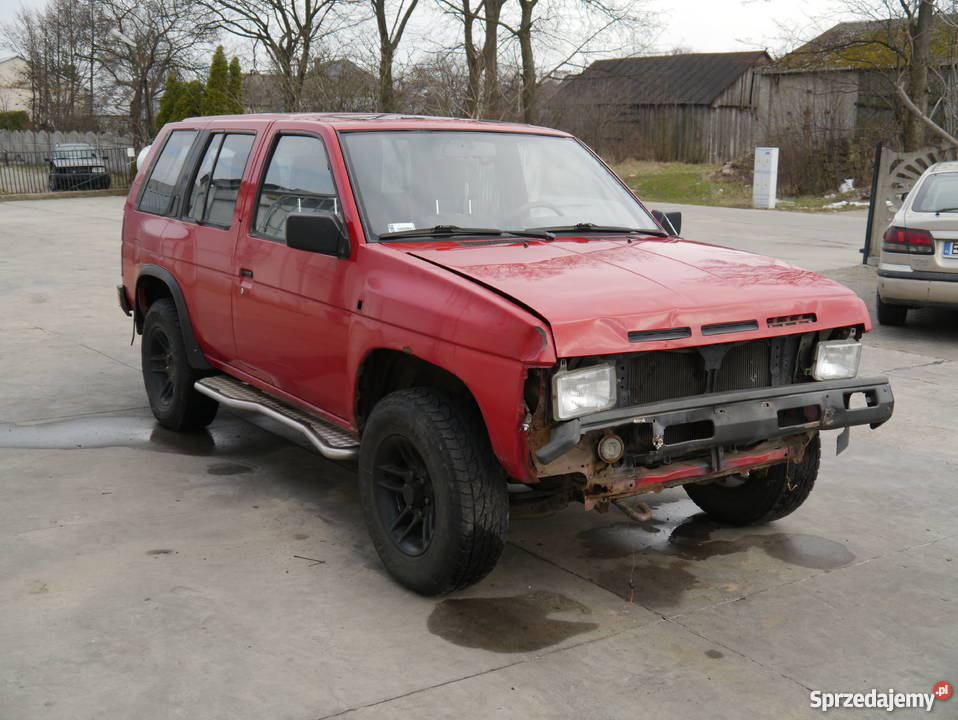 Nissan Terrano I 27 TD lekko uszkodzony Łosice sprzedam