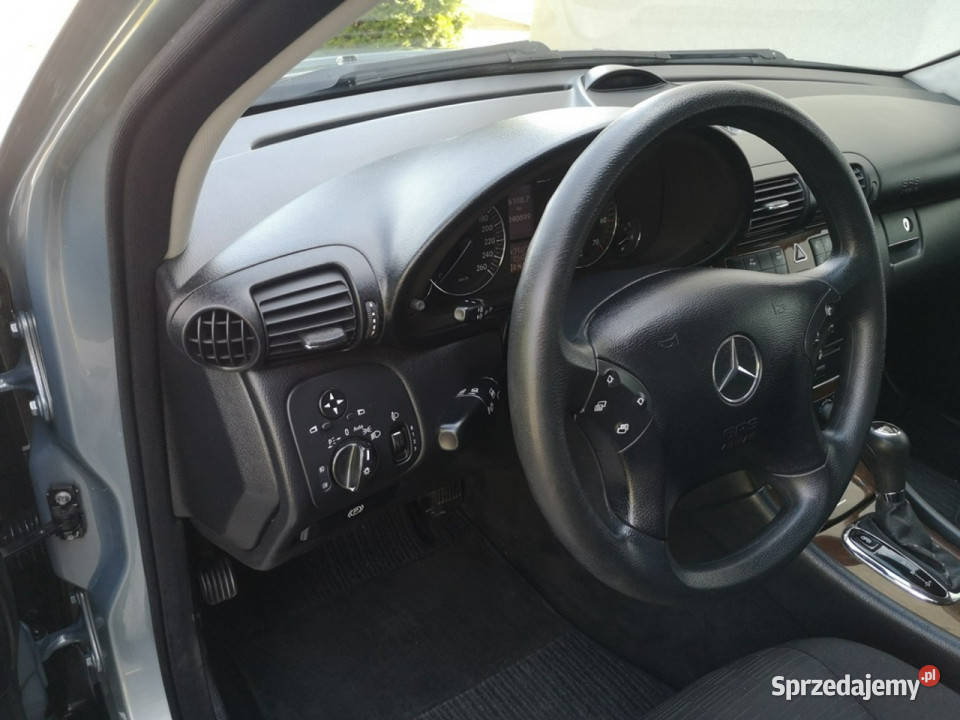 Mercedes C 180 18 T143 Klimatr Automat Classic podgrzewane fotele Strzegom