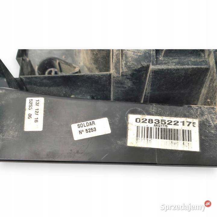 LAMPA LEWA Citroen Berlingo Peugeot Partner II lubelskie