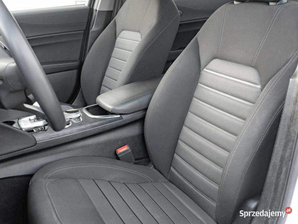 Alfa Romeo Giulia 20 Turbo Business DNA 2 stref immobilizer pomorskie