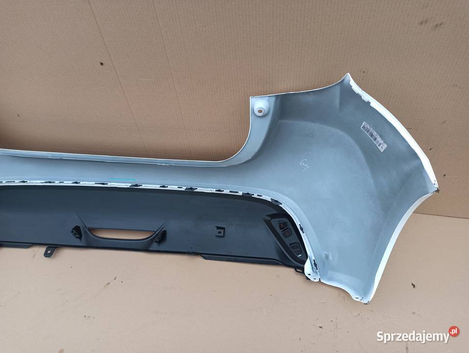 TOYOTA YARIS IV ZDERZAK TYŁ TYLNY 5215900060 zderzaki Karoseria