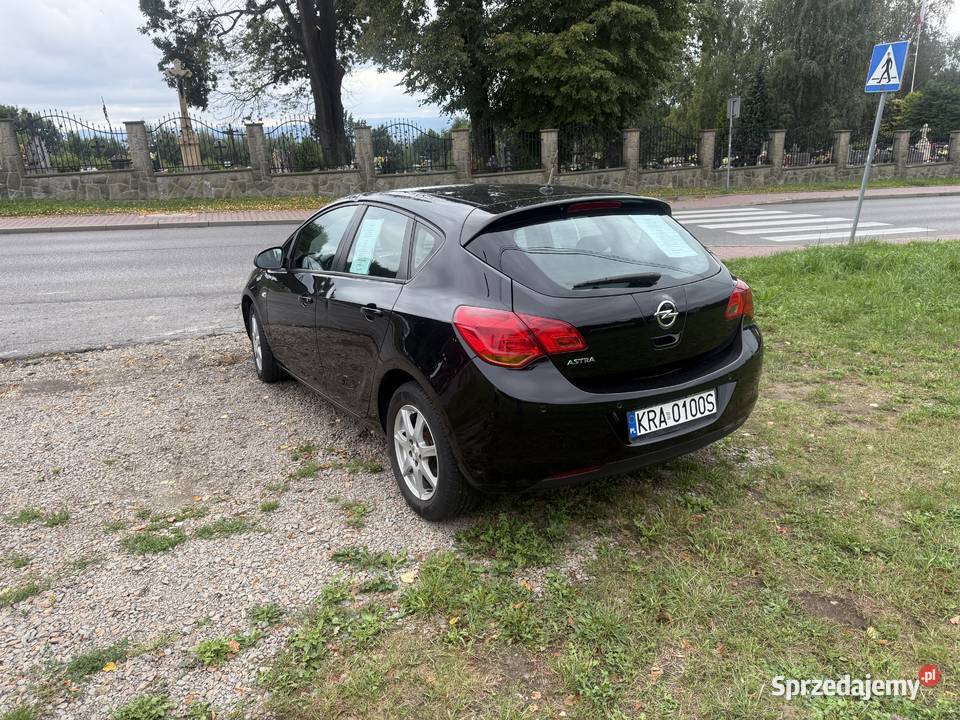 OPEL ASTRA IV centralny zamek