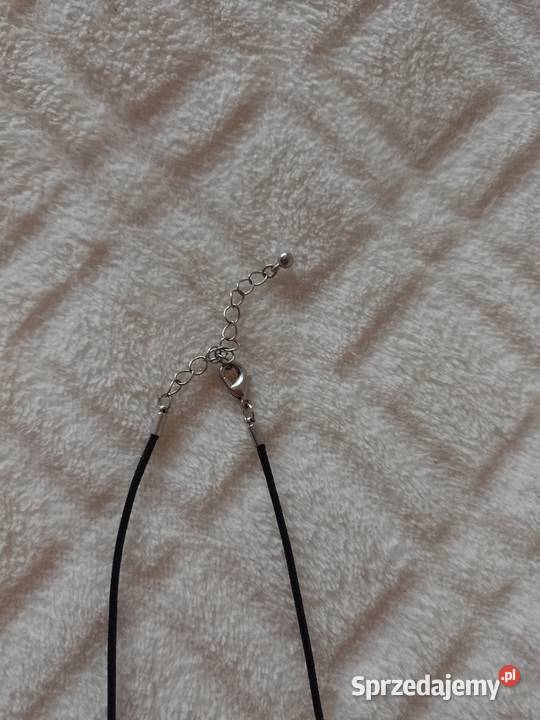 ASOS Naszyjnik z dużą zawieszką serce z Londynu Kraków