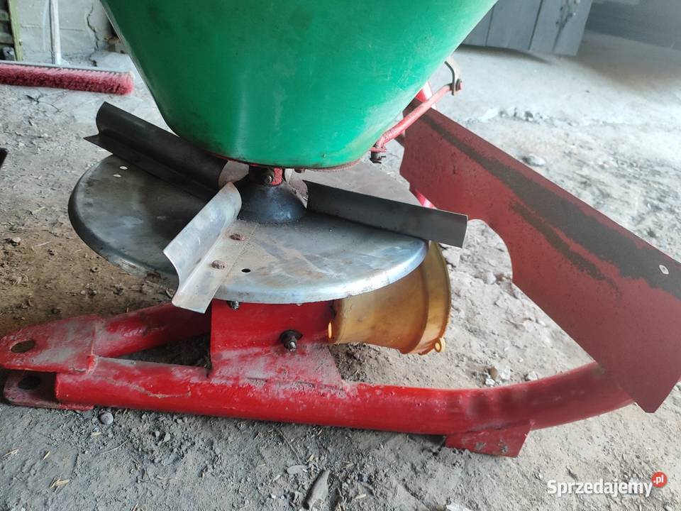 Rozsiewacz nawozów Skała