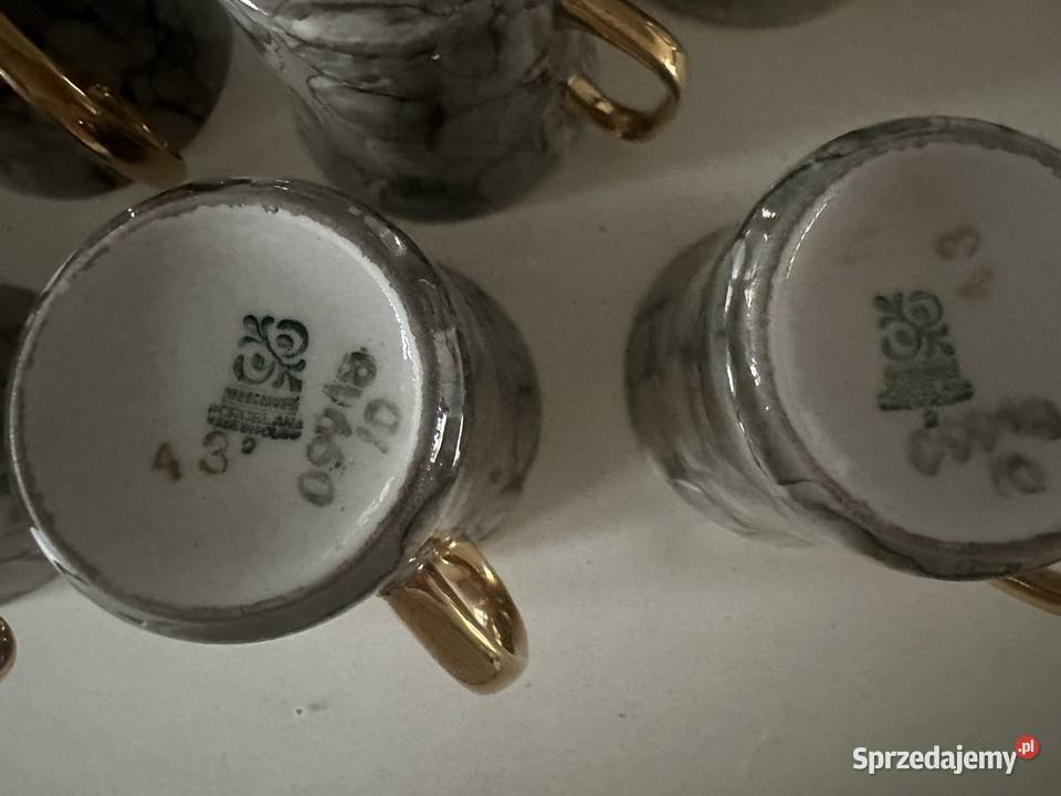 Serwis kawowy porcelana Włocławek z lat PRLu sprzedam