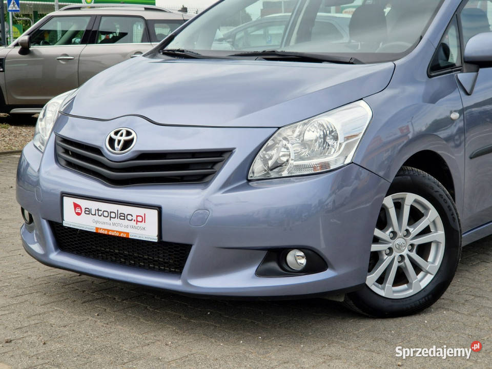 Toyota Verso Zarejestrowany w tempomat Suchy Las sprzedam