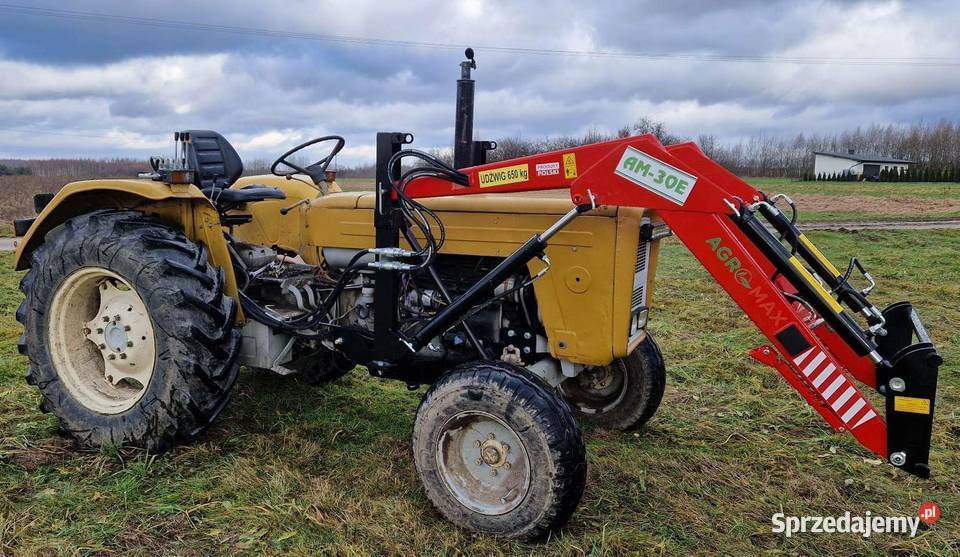 Ładowacz Tur Udźwig 90012001600 C330 Kalisz sprzedam