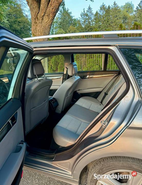 MercedesBenz Klasa C światła przeciwmgielne