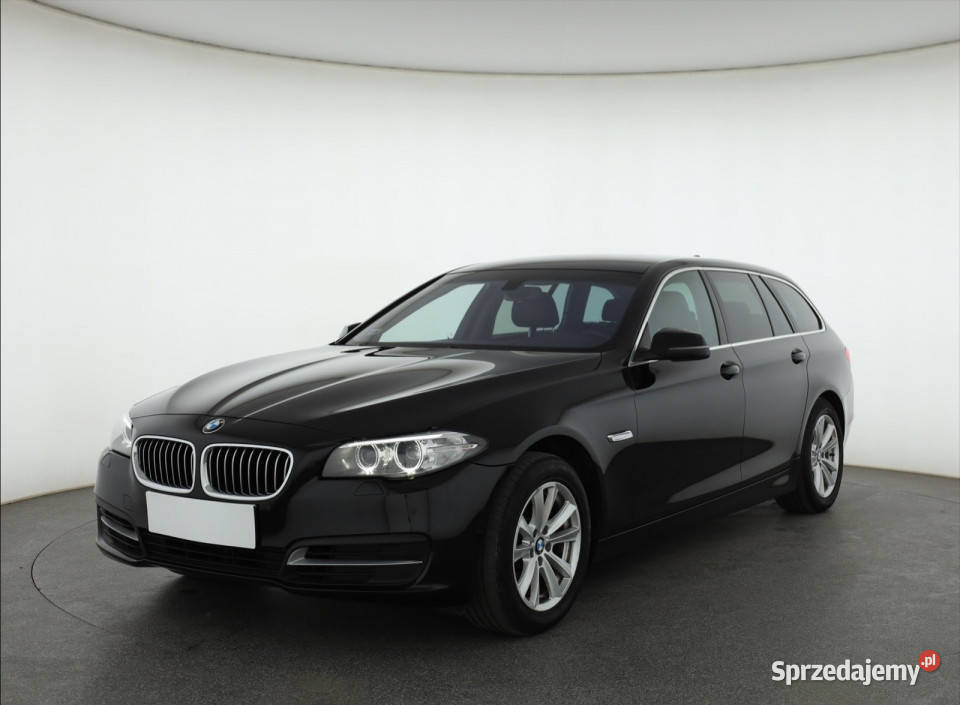 BMW 5 520i benzyna Seria 5