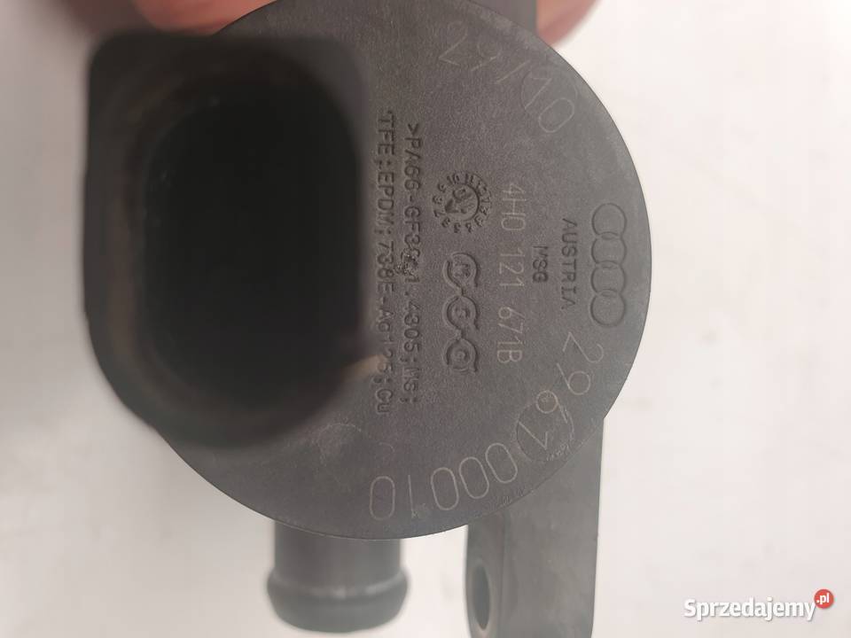 DODATKOWA POMPA WODY AUDI VW 4H0121671B osobowe Przystajń