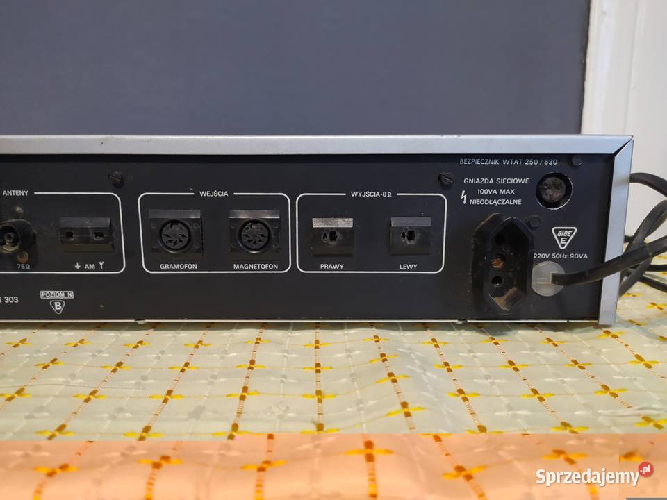 Amplituner Unitra Tosca 303