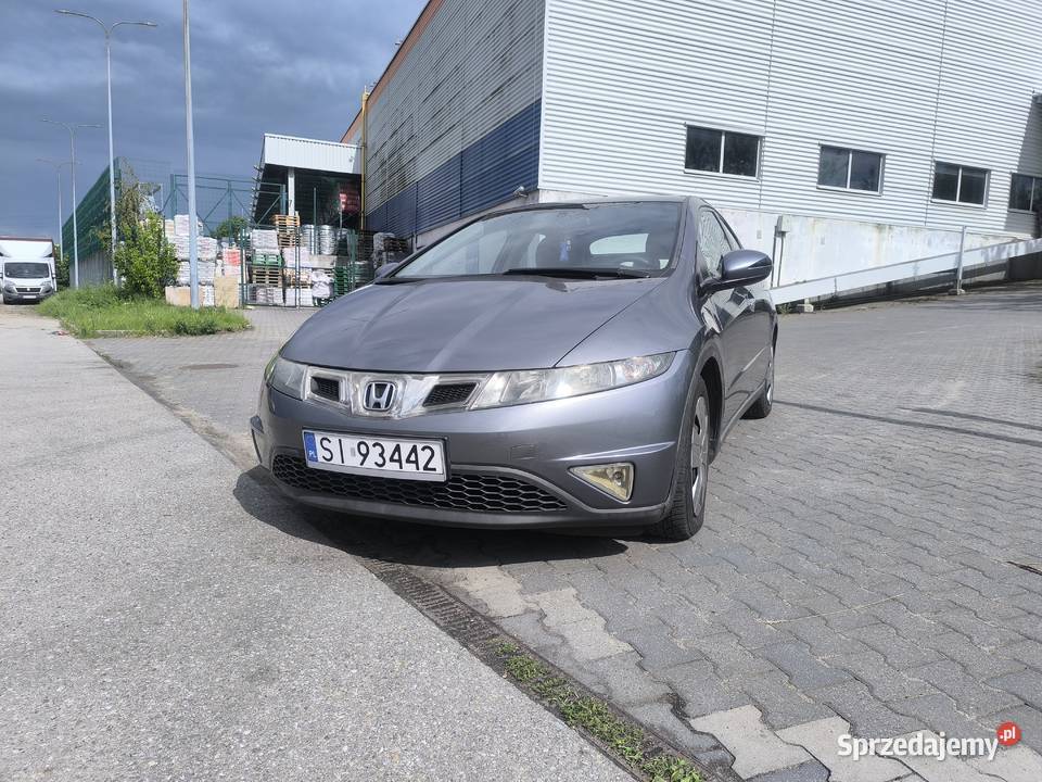 Honda civic 8 ufo mały przebieg polski salon manualna Siemianowice Śląskie