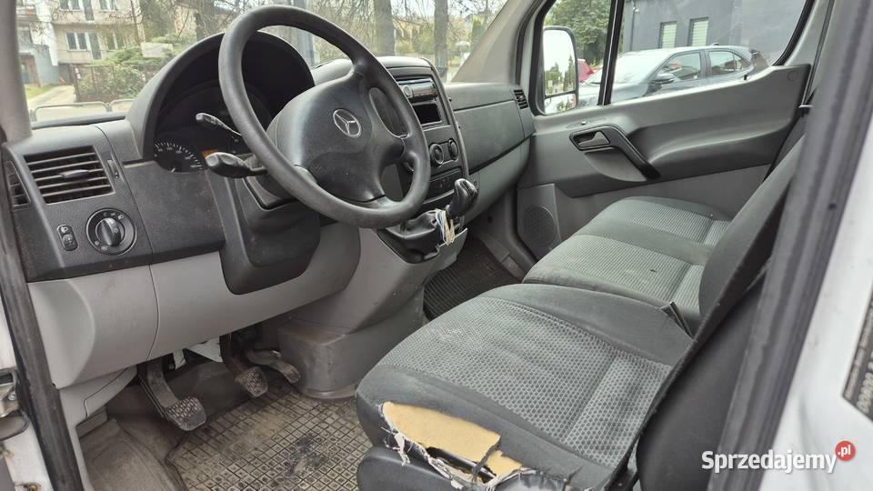 MERCEDES SPRINTER 316 CDI 12 hak 3500 Rok produkcji 2012 Częstochowa