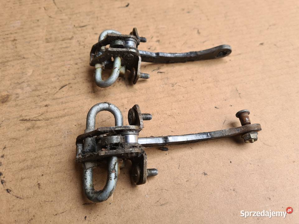 IVECO DAILY 3 9906 ogranicznik zawias otwarcia dolnośląskie Legnica sprzedam