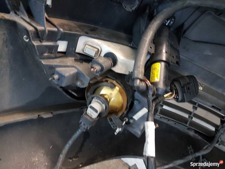 ZDERZAK PRZEDNI GRILL SPRYSKI PDC PASSAT B6 LC9X Radzymin