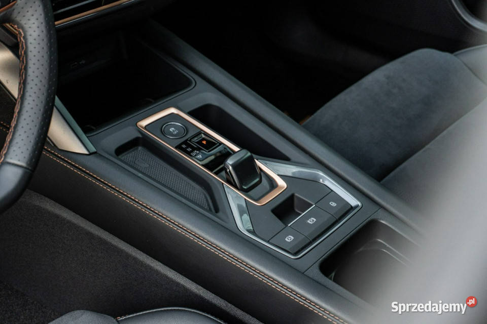 Cupra Leon Sportstourer 15 eTSI 150 DSG Dostępny Łódź