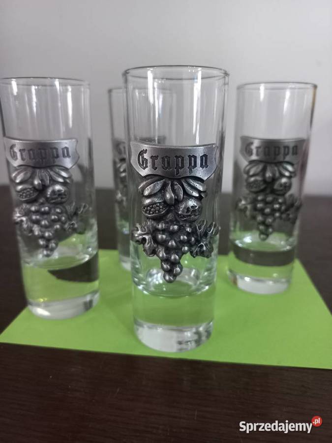 zestaw 4 kieliszków do grappy Artina z motywem Góra