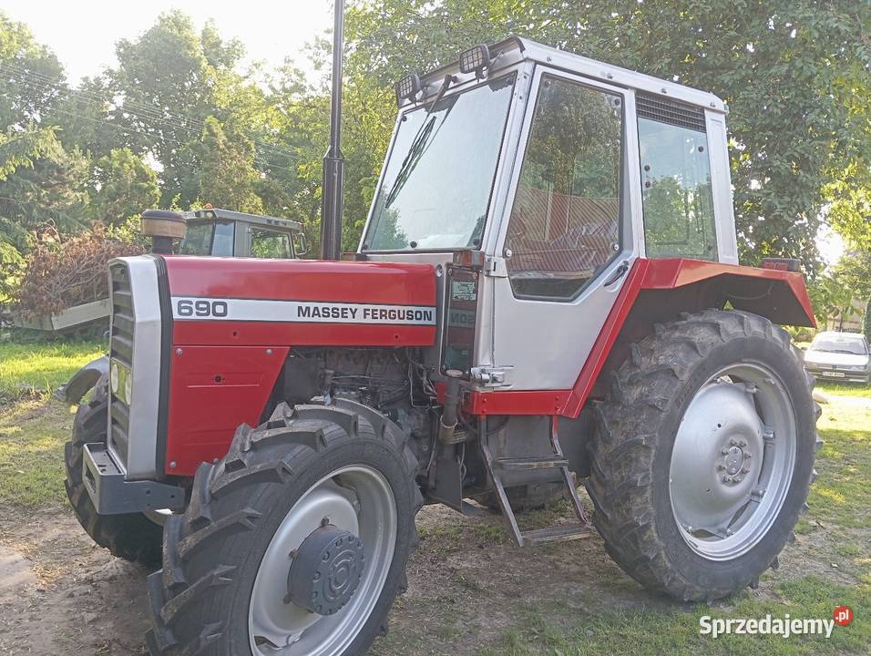 Massey Ferguson MF 690 4x4 Napęd 4x4 Massey Ferguson