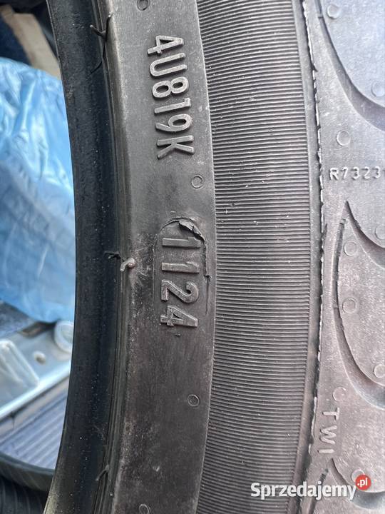 Pirelli POWERGY 22540 R18