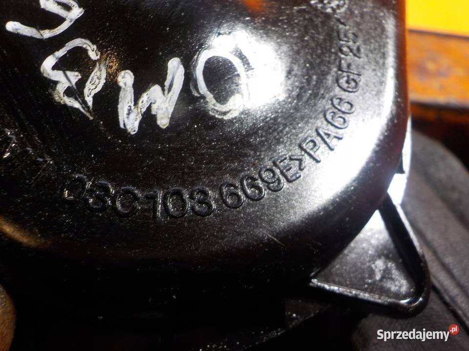 VW TIGUAN 14 TSI 09r 150 BWK obudowa pompy oleju