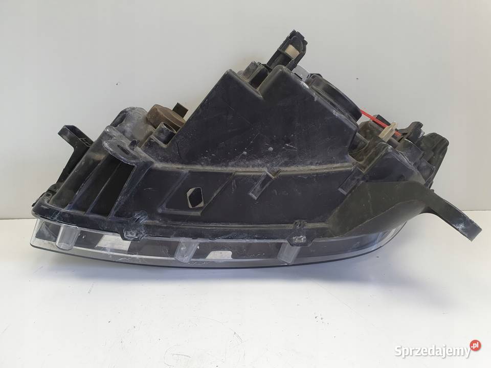 LAMPA PRAWA Dacia Logan Sandero II 1216r osobowe Rudka