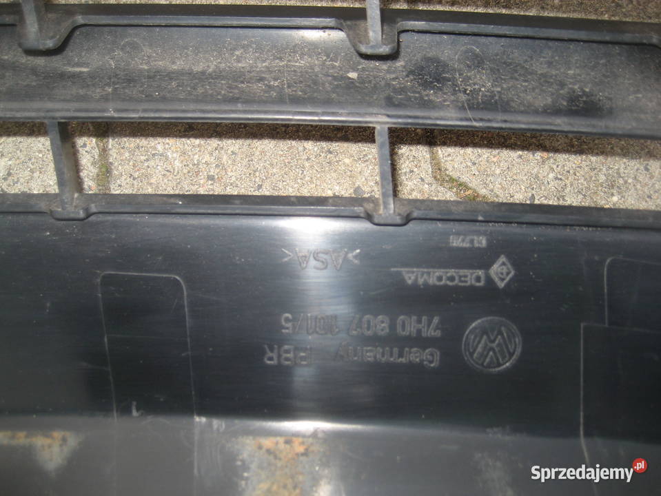 vw t5 0409r atrapa grill znaczek 7h0807101 Rakoniewice