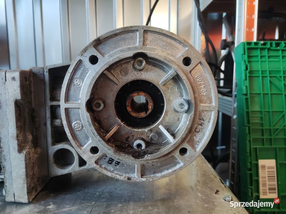 Motoreduktor kątowy przelotowy 075kW 400V 96 małopolskie Libusza