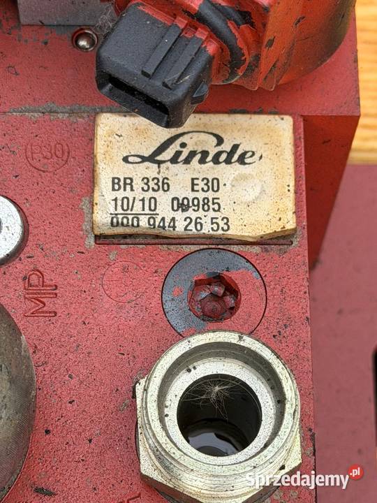Rozdzielacz hydrauliczny LINDE BR336 E30 Układ kierowniczy Antonie sprzedam