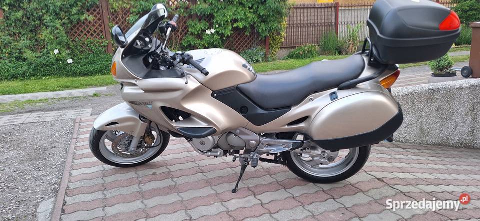 honda ntv 650 Deauvile z niemiec Rok produkcji 1999 Honda Rzeszów