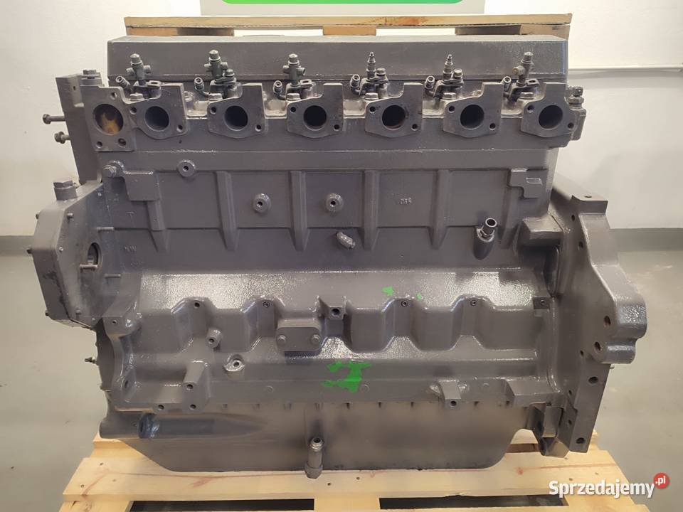 Słupek silnika Claas Ares JD6068 HCQ82