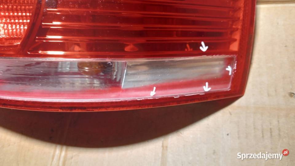 AUDI A3 8P HB LAMPA TYŁ PRAWA Zbierkowo sprzedam