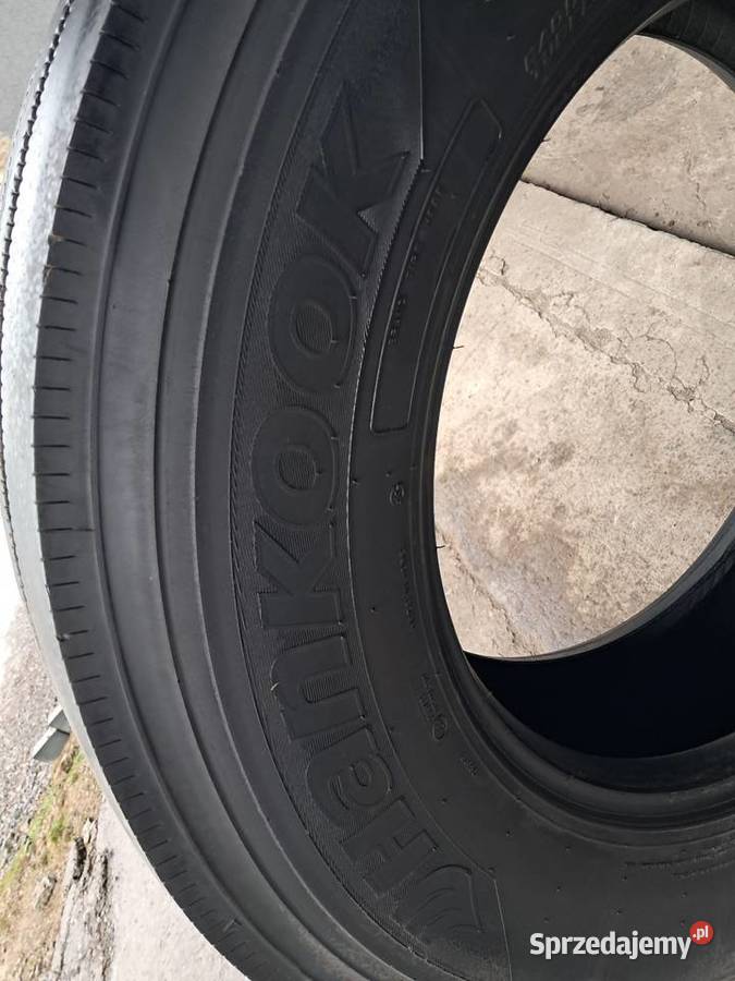 Opona 31570 R225 Hankook AL10 ecube 70 sprzedam
