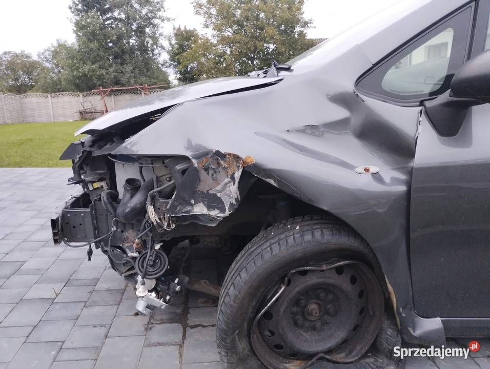 Toyota Auris 14 D4D uszkodzona Rzepin Drugi