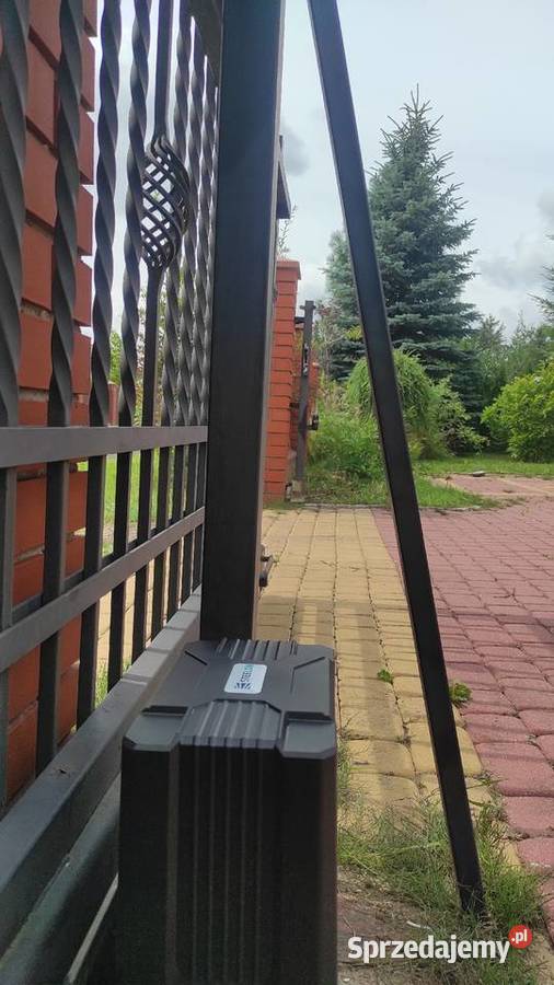 Napęd bramy skrzydłowejmontaż Budownictwo i akcesoria