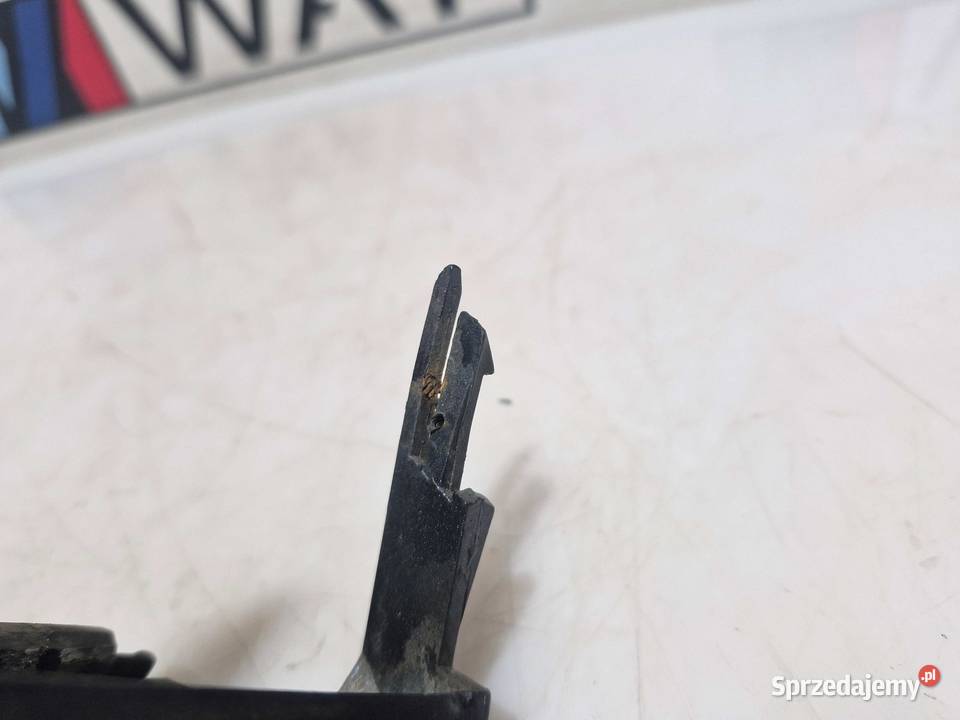 8231043 BMW E46 CABRIO PRZEDLIFT LISTWA POD sprzedam