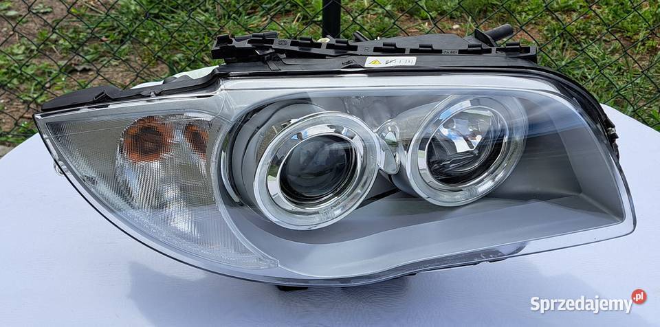 LAMPA PRAWA PRZÓD PRZEDNIA XENON BMW 1 E87 E82