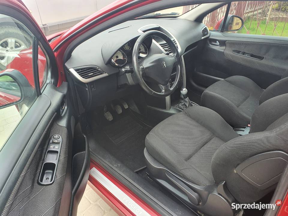 PEUGEOT 207 14 BENZYNA garażowany 207 Łęg Tarnowski