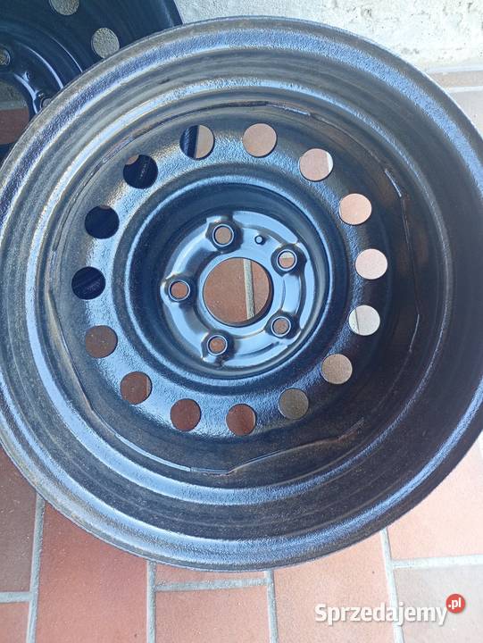 Felgi stalowe 15 Hyundai i30 dwie sztuki Średnica 15"