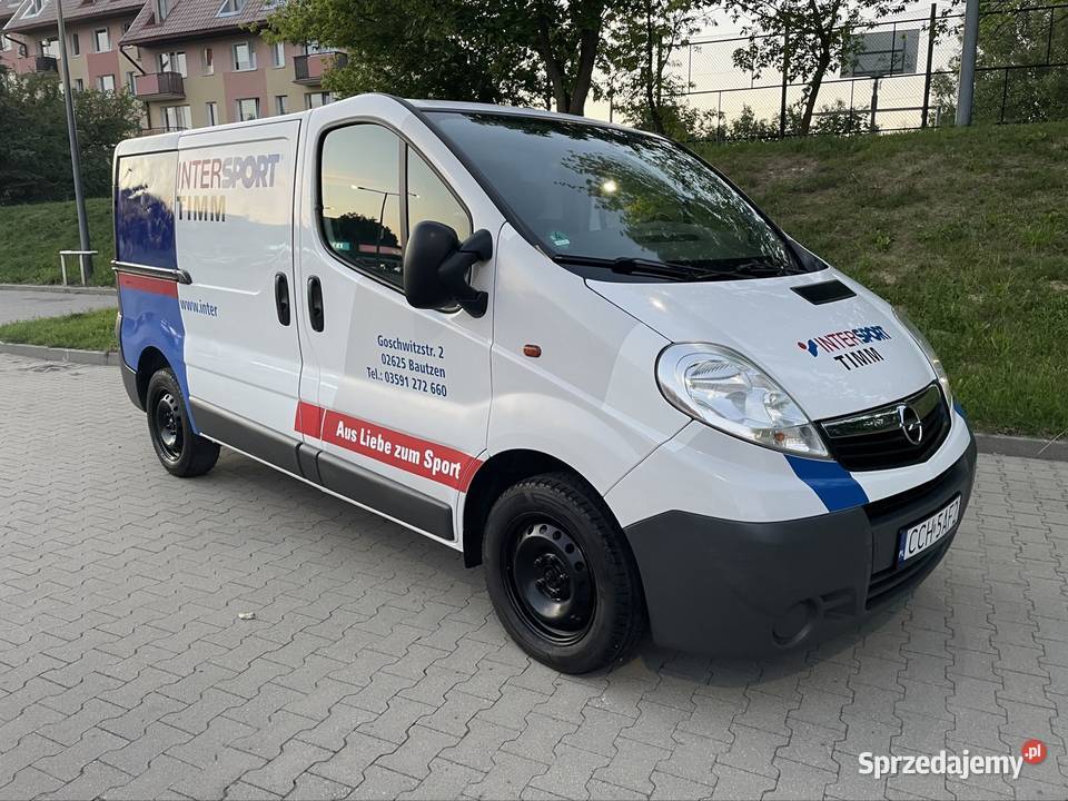 Opel Vivaro 2010 Lift 20 Diesel 6 Biegów Mega biały Motoryzacja Chełmno