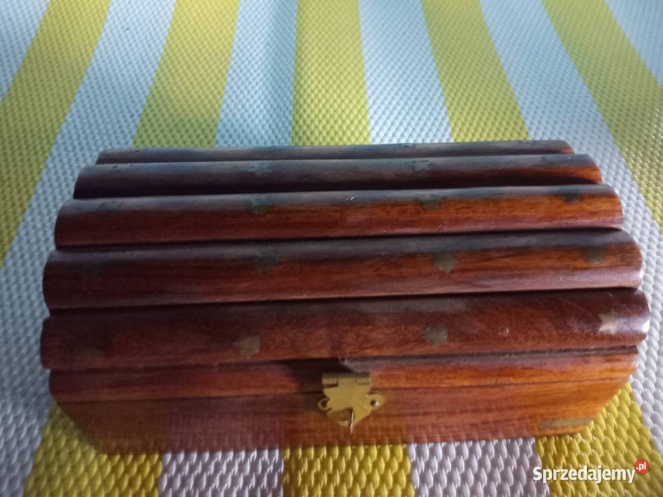 Szkatułkę sprzedam Borówno