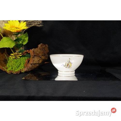 Chińska porcelanowa miseczka czarka z postacią i śląskie sprzedam