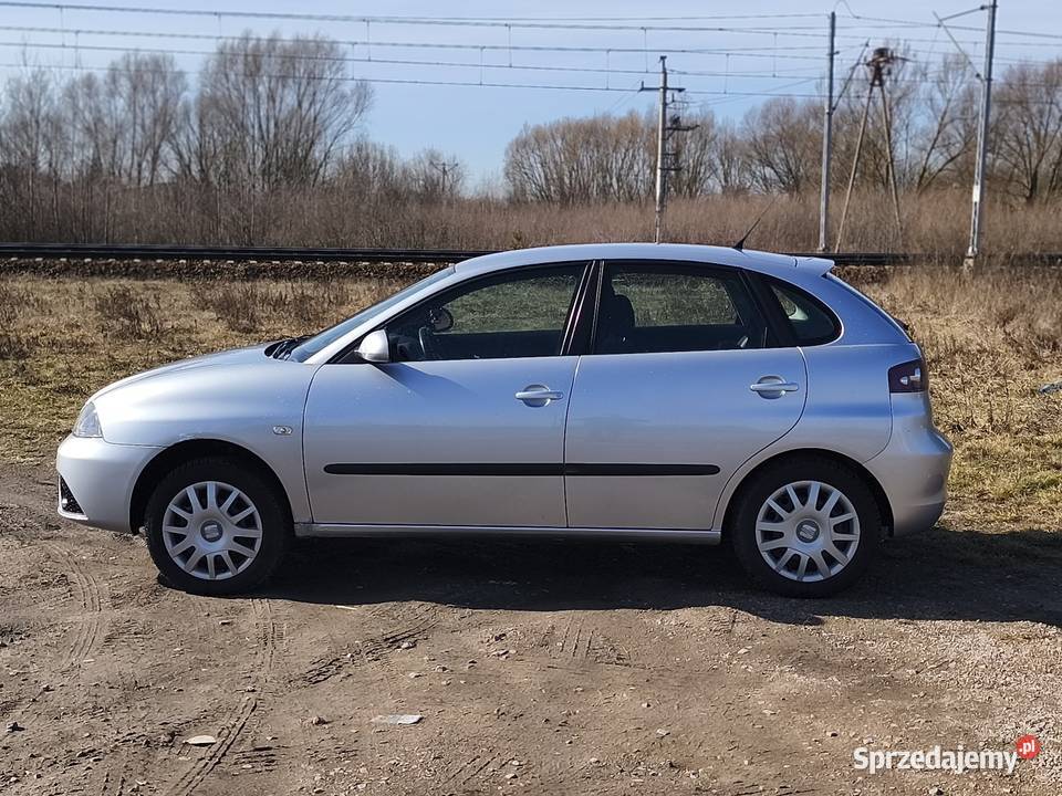 Seat Ibiza 14 benzyna 2006 136 przebiegu nieuszkodzony Łuków