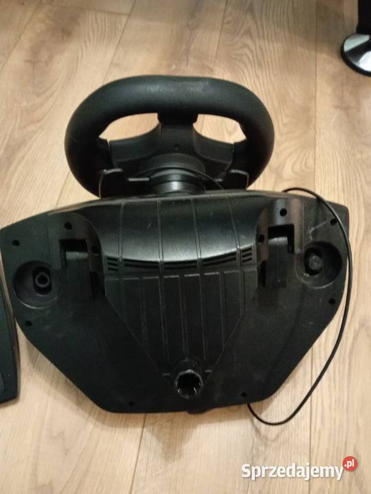 Kierownica Logitech Momo racing Myślenice sprzedam