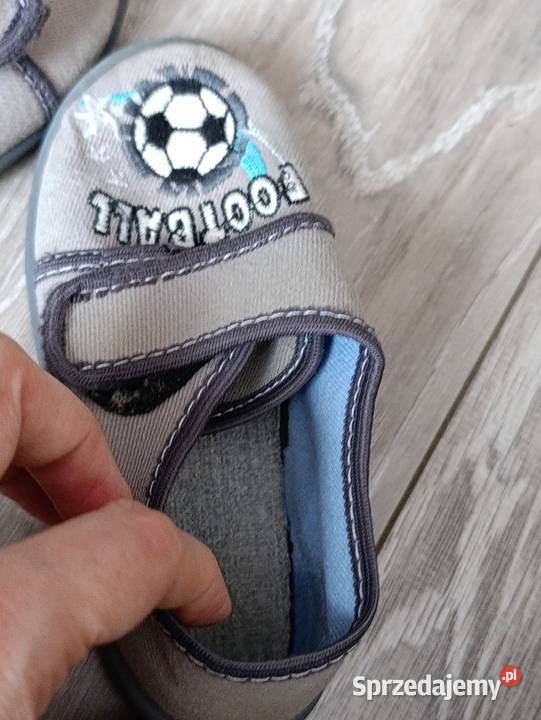 kapcie chłopięce buty rozmiar 25 długość wkładki Domowe Poznań