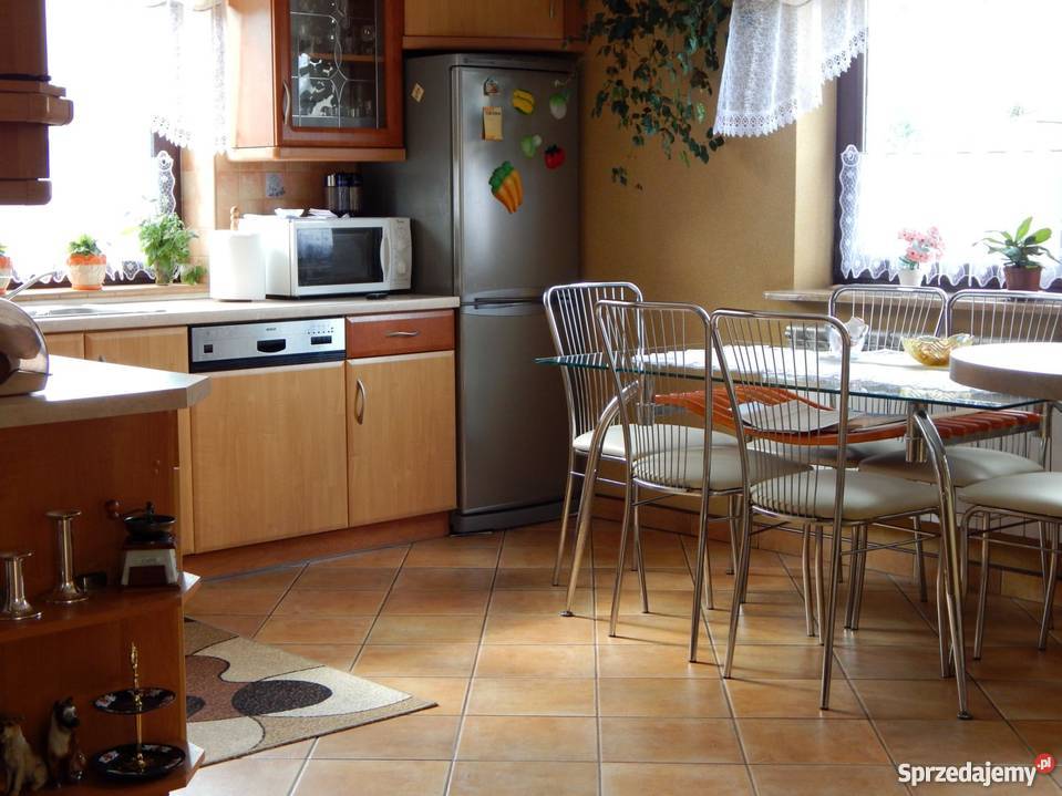 Sprzedam zadbany dom 1400m2