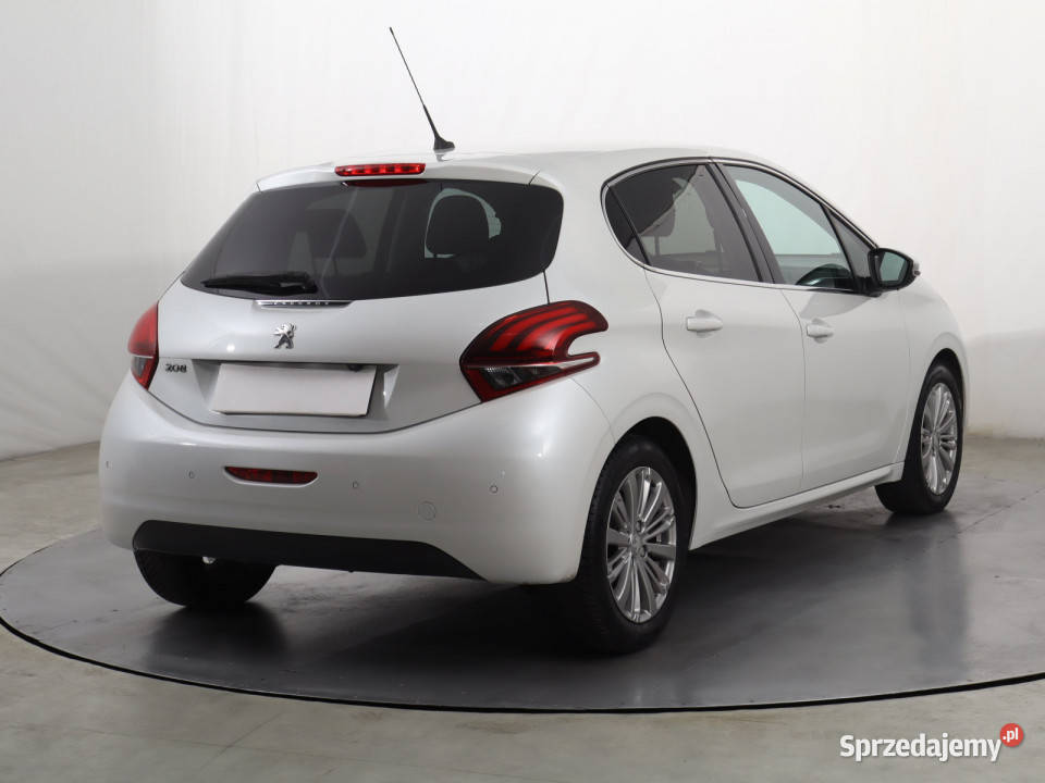 Peugeot 208 12 PureTech Katowice