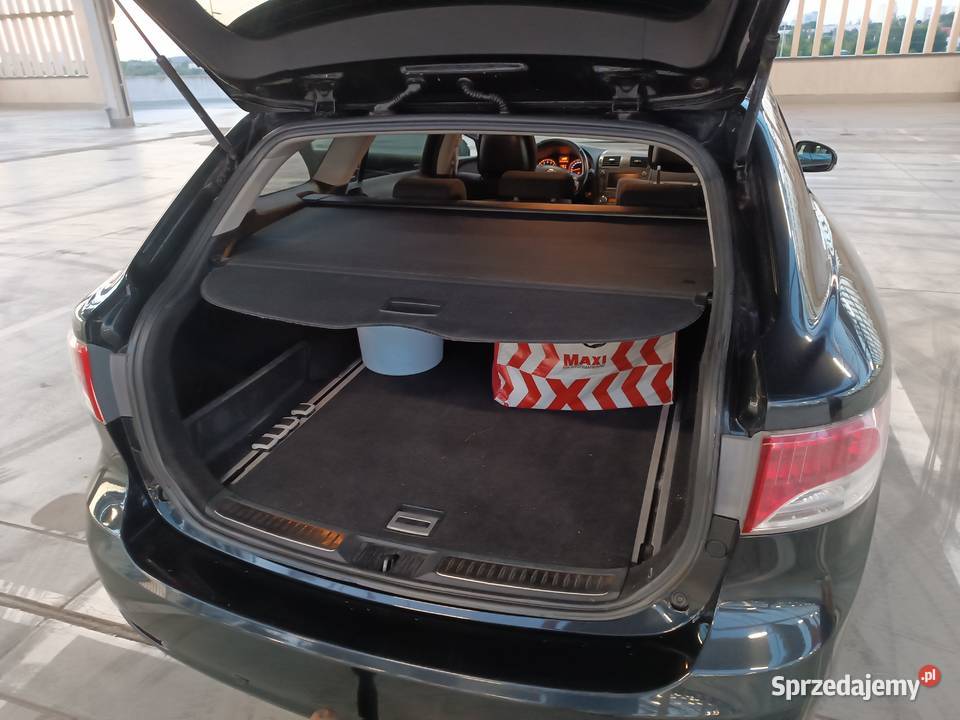 Toyota Avensis T27 SOL 18 Benzyna wspomaganie kierownicy sprzedam